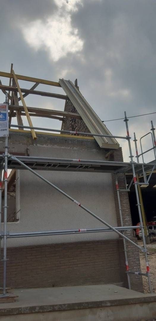 travaux installation charpente